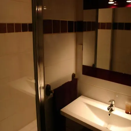 La Grange Aux Loirs Nocleg ze śniadaniem Courtioux