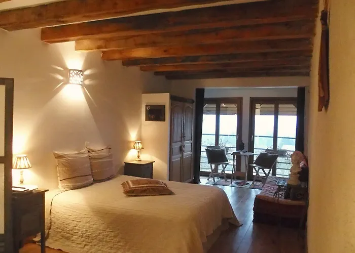 La Grange Aux Loirs Couette-café