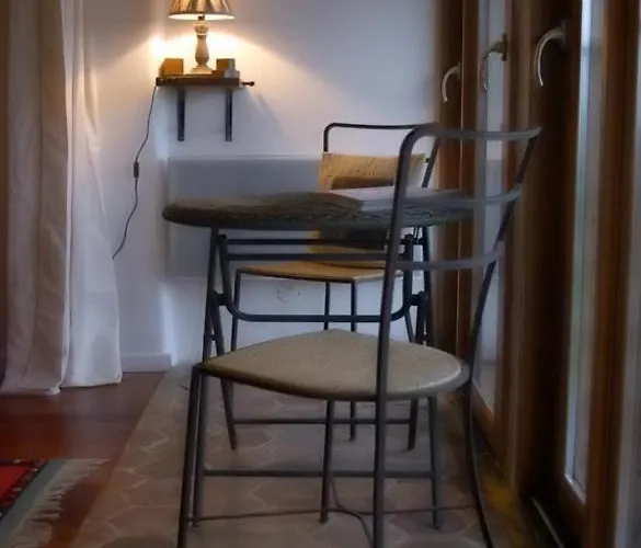 La Grange Aux Loirs Couette-café